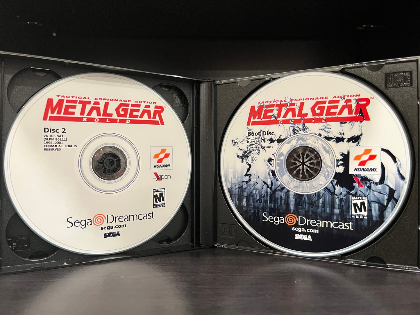 Metal Gear Solid [Sega Dreamcast] Reproduction