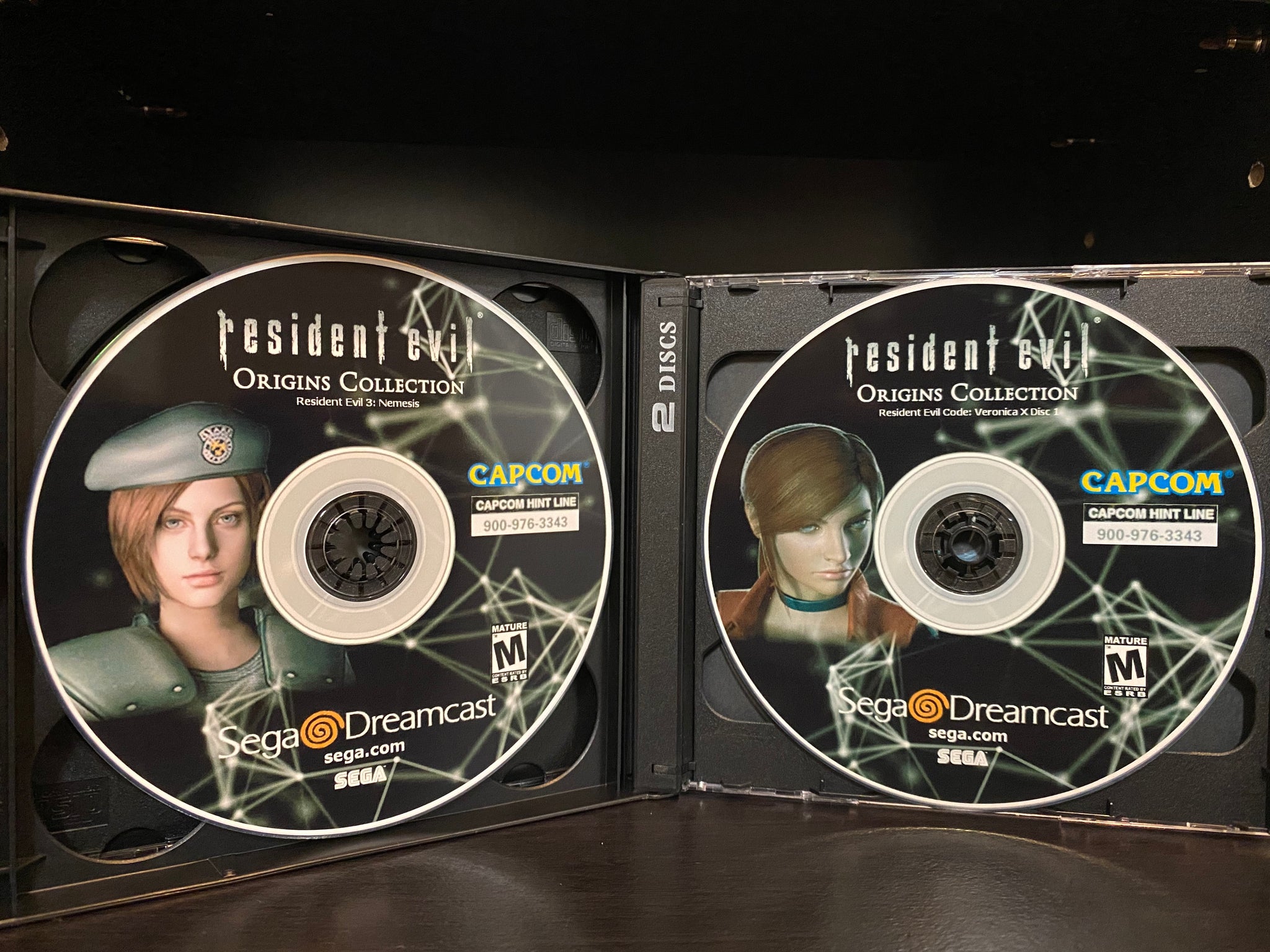 Sega Dreamcast Edição Especial Resident Evil Code Veronica Sem Uso  Impecável - Desconto no Preço